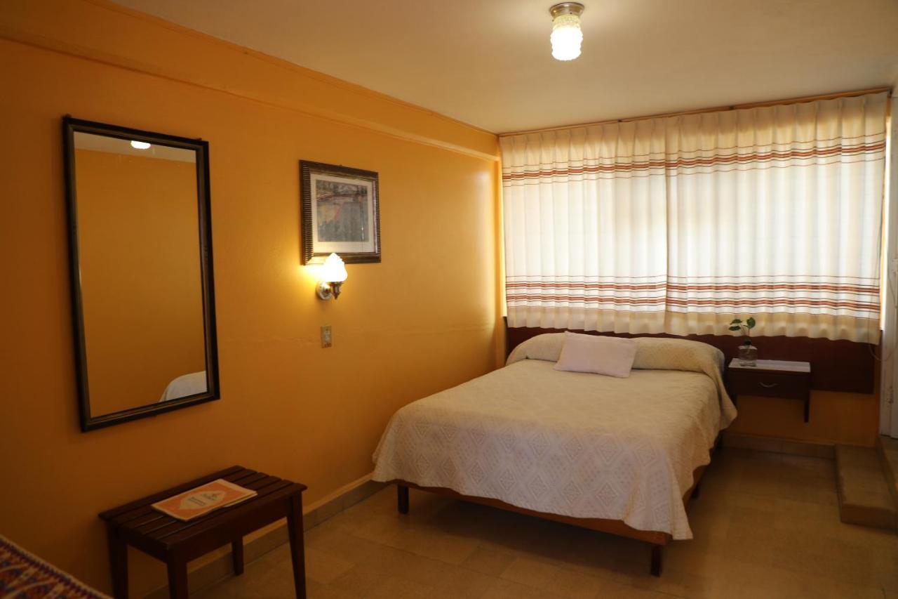Habitación Doble Pequeña
